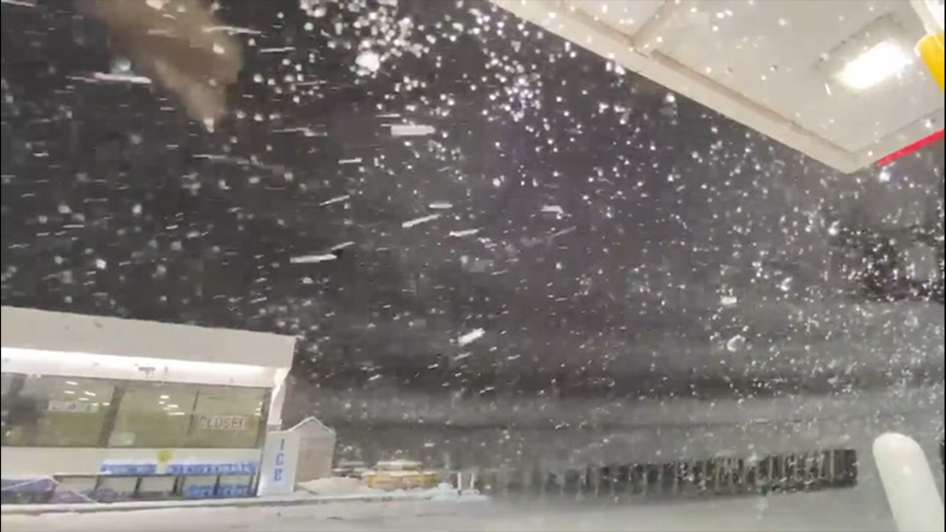As this videographer pushed north in Benton Harbor, Michigan, on Jan. 19, they were hit with heavy snow while stopped at a gas station.