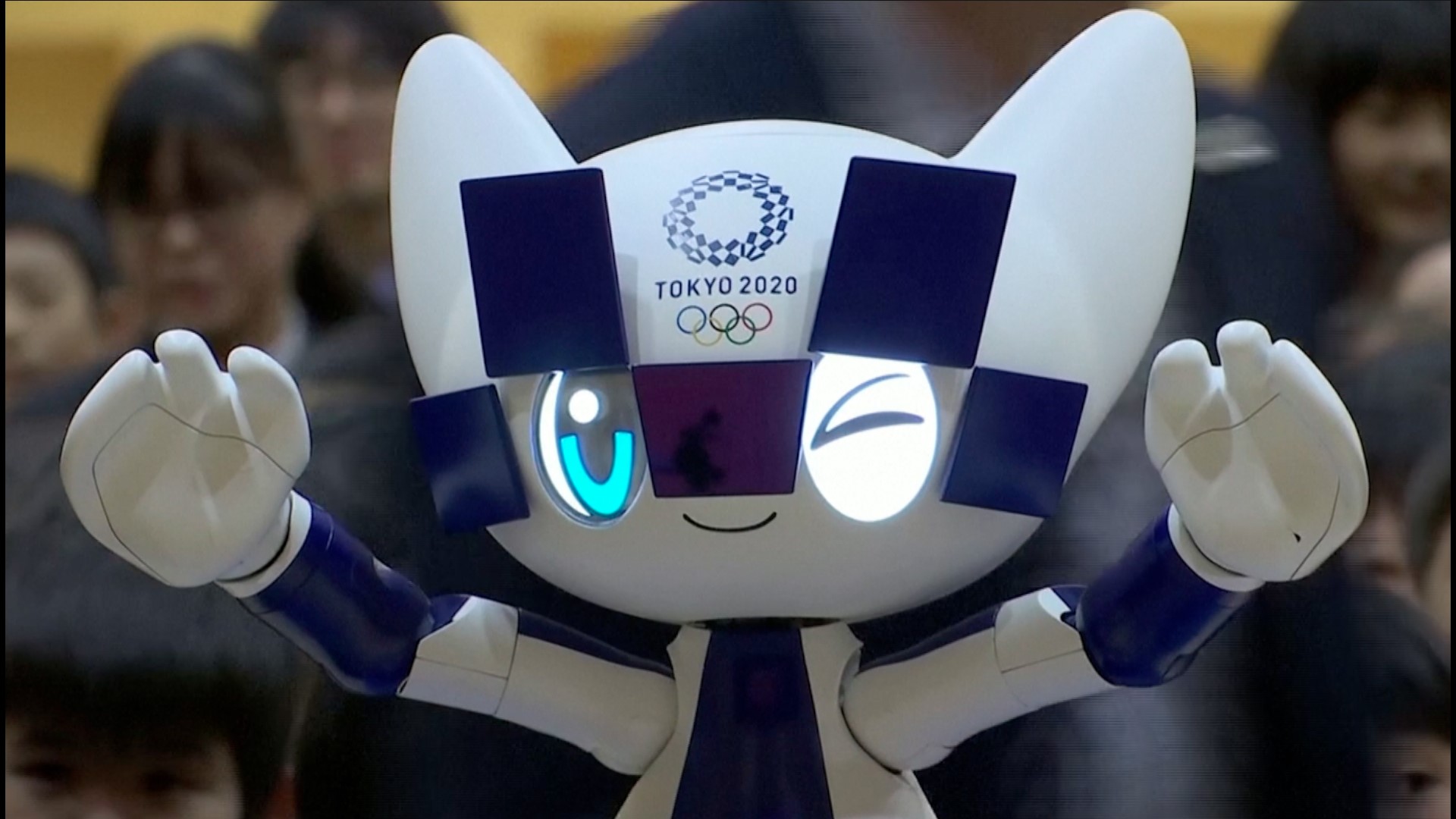 Elementary school students in Tokyo got to meet the official Tokyo 2020 Olympics mascot robots, with officials showing off their various remote control features. Buzz60's Mercer Morrison has the story.