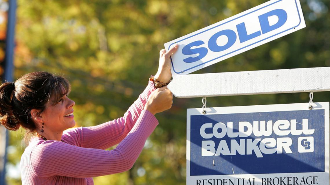 Average US long-term mortgage rate hits new low for first time in years  www.firstcoastnews.com