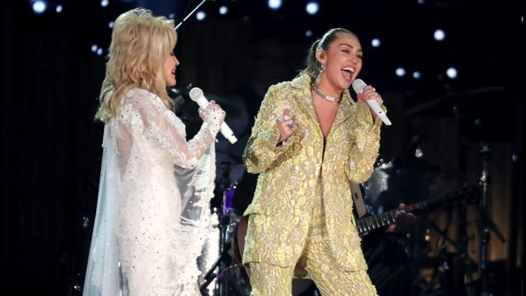 Dolly Parton’s Niece Reacts to Nashville Airport Tribute Honoring Her Aunt