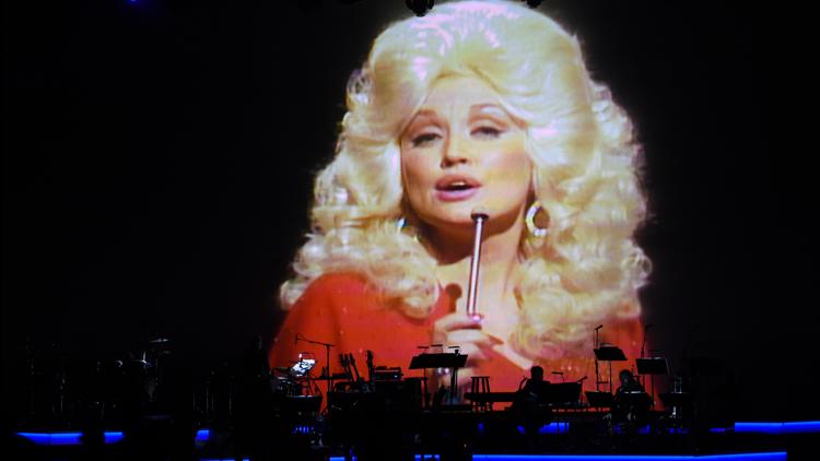 Dolly Parton’s Niece Reacts to Nashville Airport Tribute Honoring Her Aunt