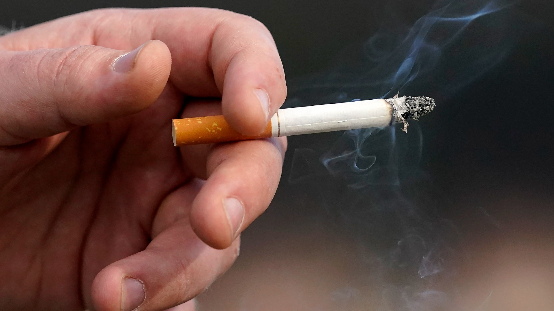 Jacksonville Beach City Council passes ordinance banning smoking, vaping on  Jax Beach