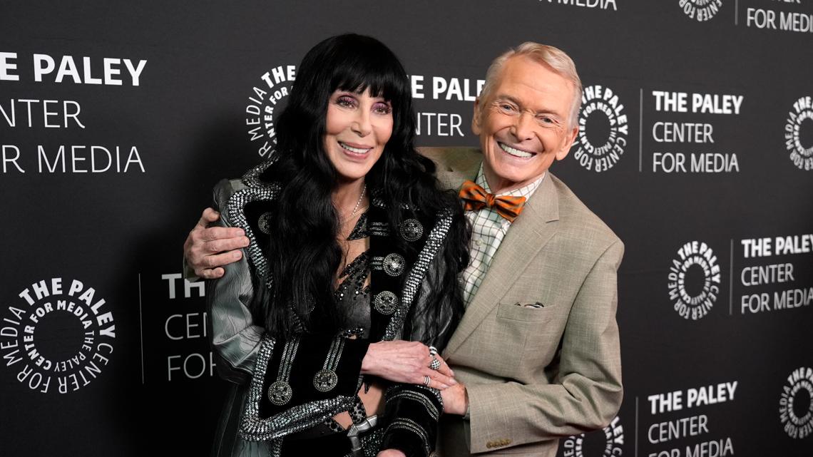 Bob Mackie, Cher and Carol Burnett Costume Designer, Dies at 87