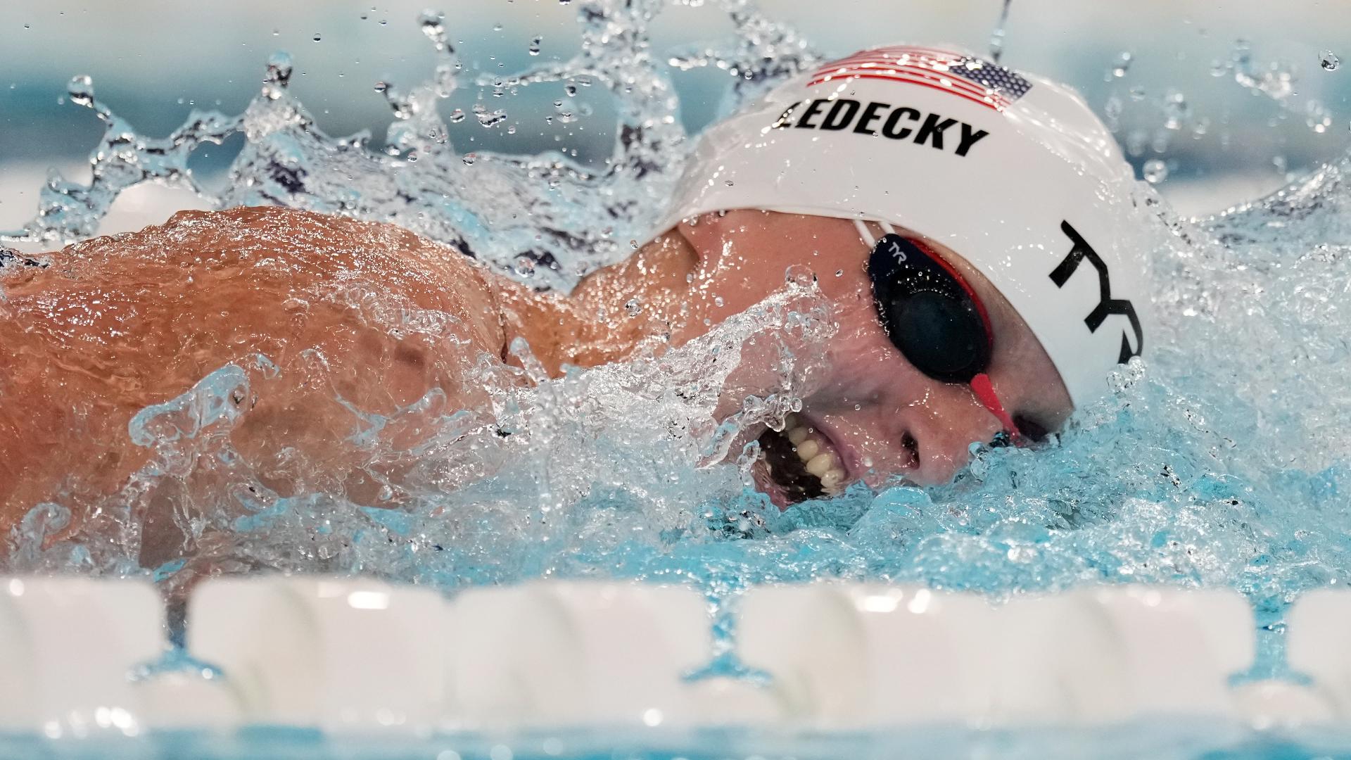 Katie Ledecky gets another historic win in 800m freestyle final