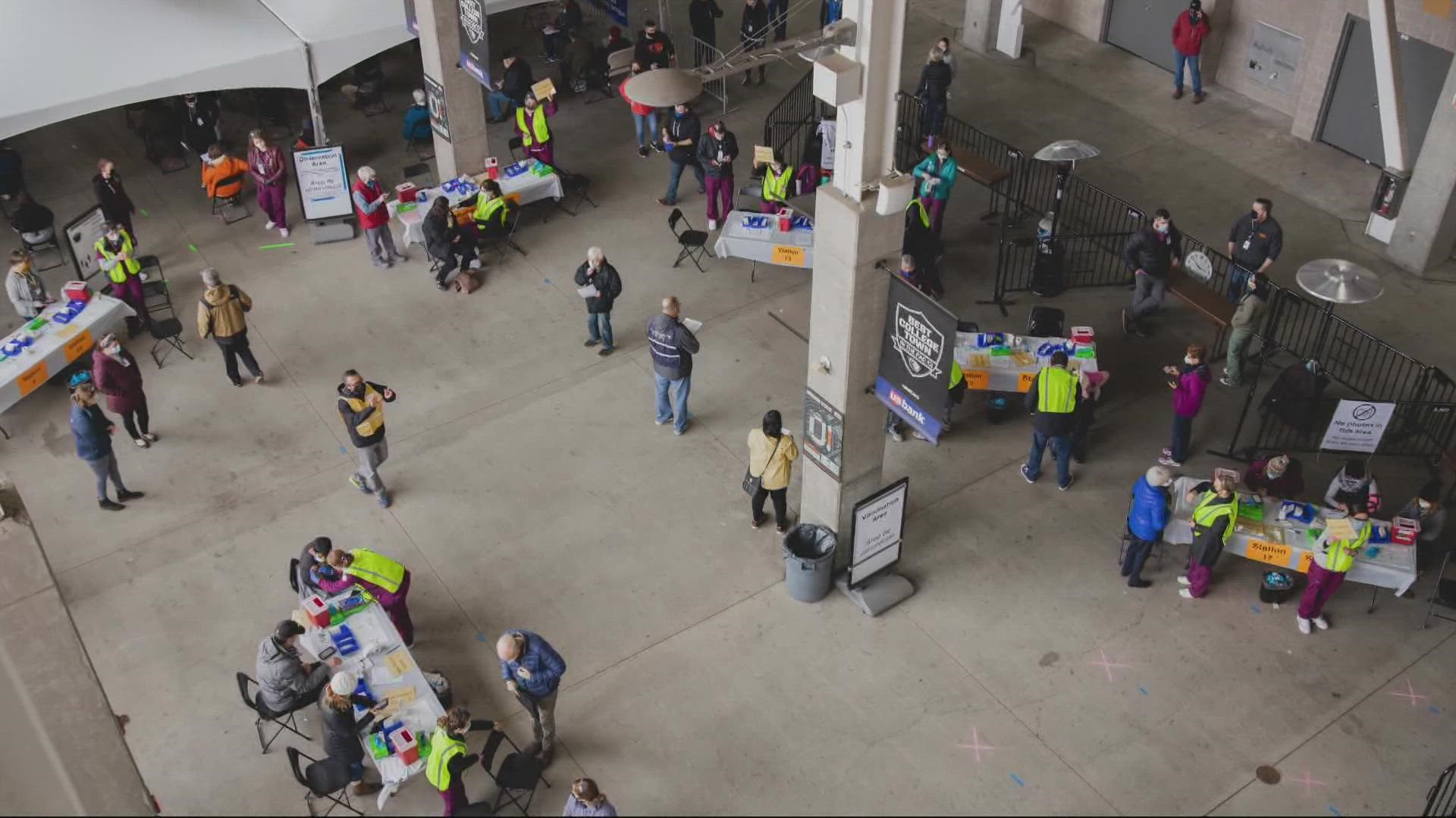Public universities in Oregon are requiring COVID-19 vaccinations for students and staff. KGW's Joe Raineri has an update on student vaccinations by the numbers.