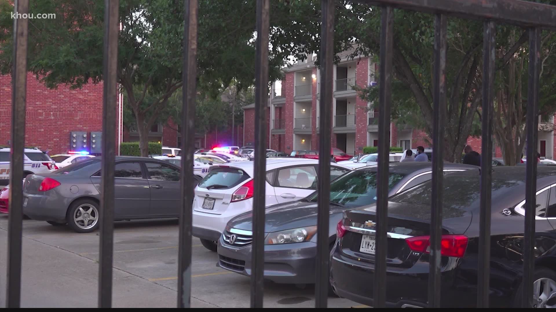 Two men found shot dead in NW Harris County apartment | firstcoastnews.com