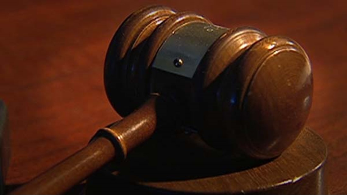 Florida 19-year-old stole $800,000 from 5 victims - Vimarsana News