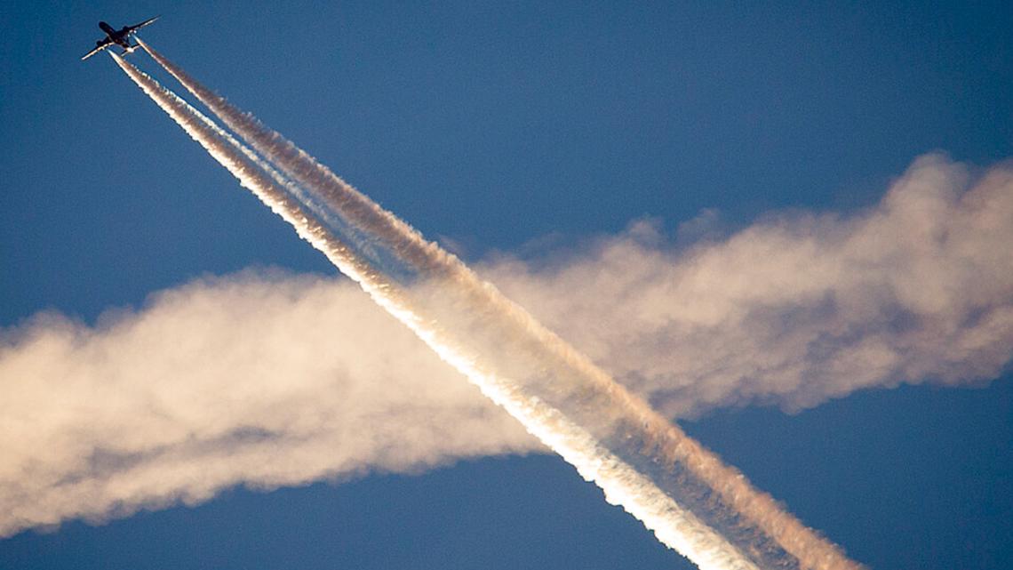 Conspiracy theories around chemtrails are false - Vimarsana News