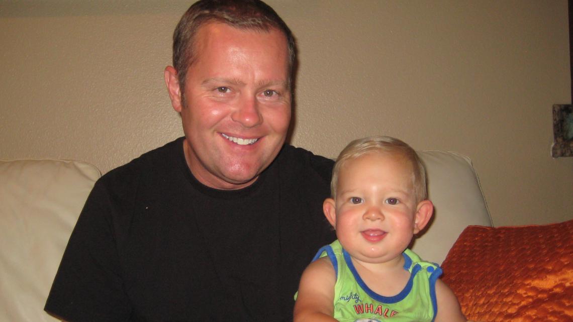Honoring His Son: Father Visits 30 MLB Parks in 30 Days Wearing Life Jacket in Tribute