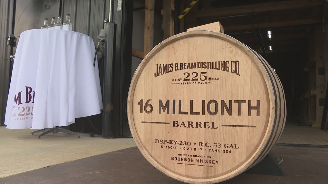 Jim Beam Fills Its 16 Millionth Barrel Firstcoastnews Com