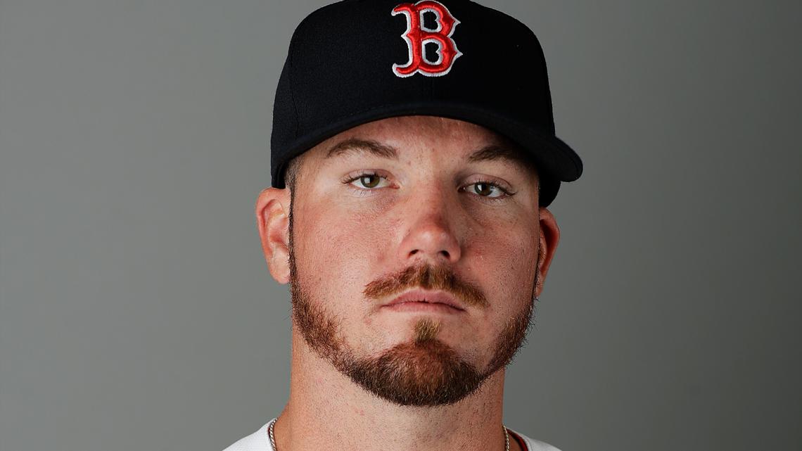 Former Red Sox, Gators star sentenced to 3 years for child sex attempt
