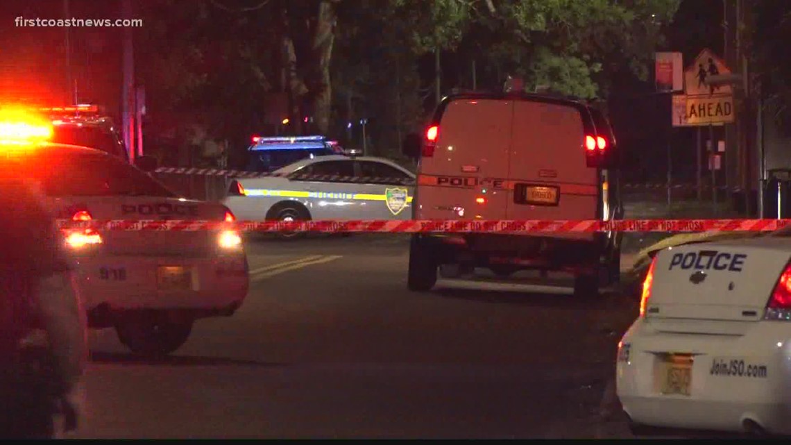 Police looking for clues in Jacksonville shooting