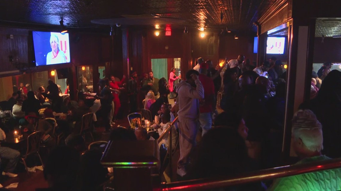 'Always been a staple' Arlington Jim's Place closes on New