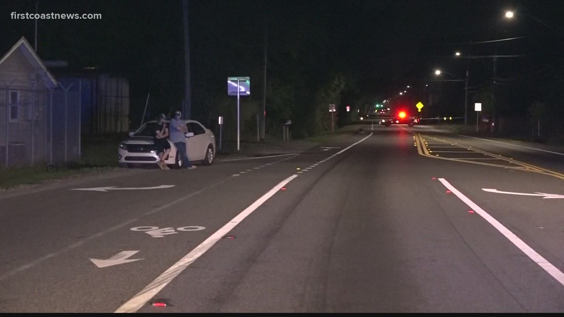 Woman struck by car while laying in the road in Jacksonville - Vimarsana News