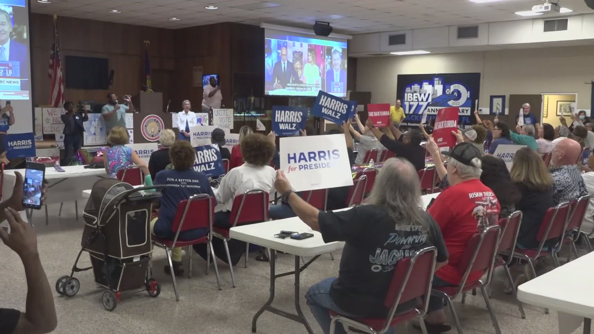 Voters on both sides of the aisle gathered Tuesday night to watch the debate.