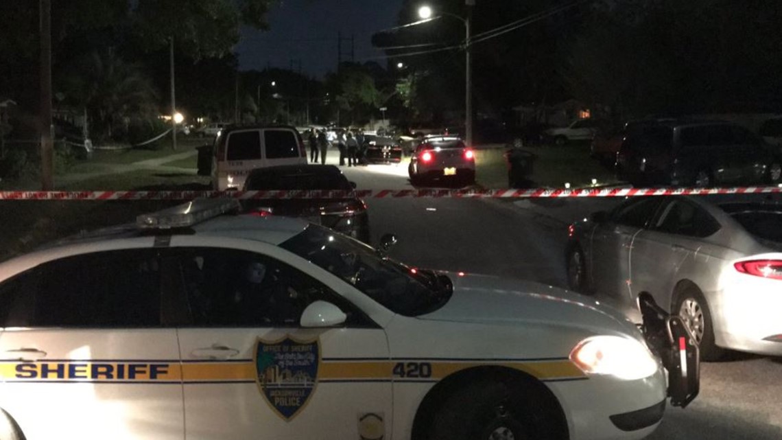 One dead after shooting between family members in Jacksonville ...