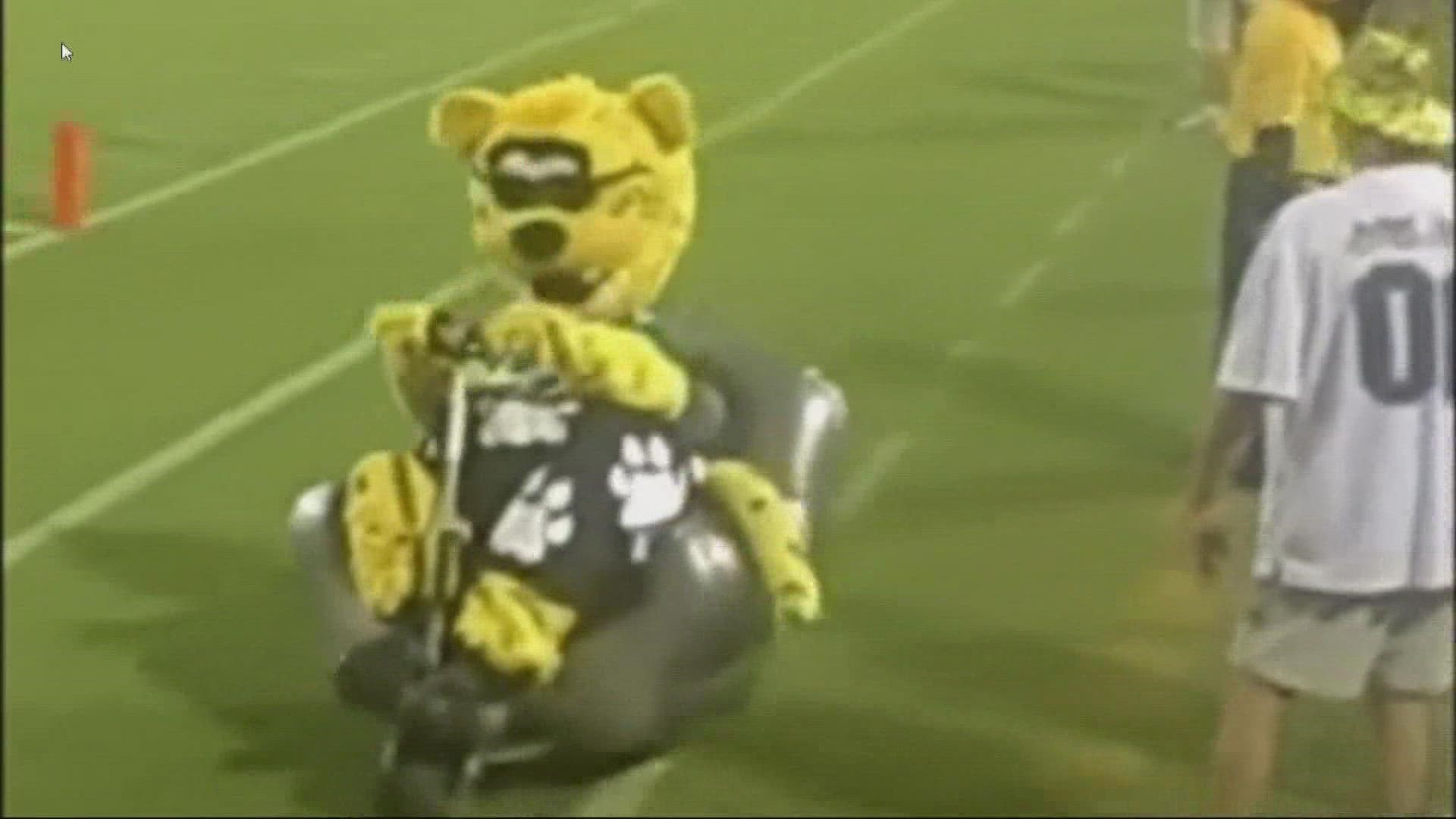 Jaxson De Ville: Jaguars mascot a Jacksonville fan favorite