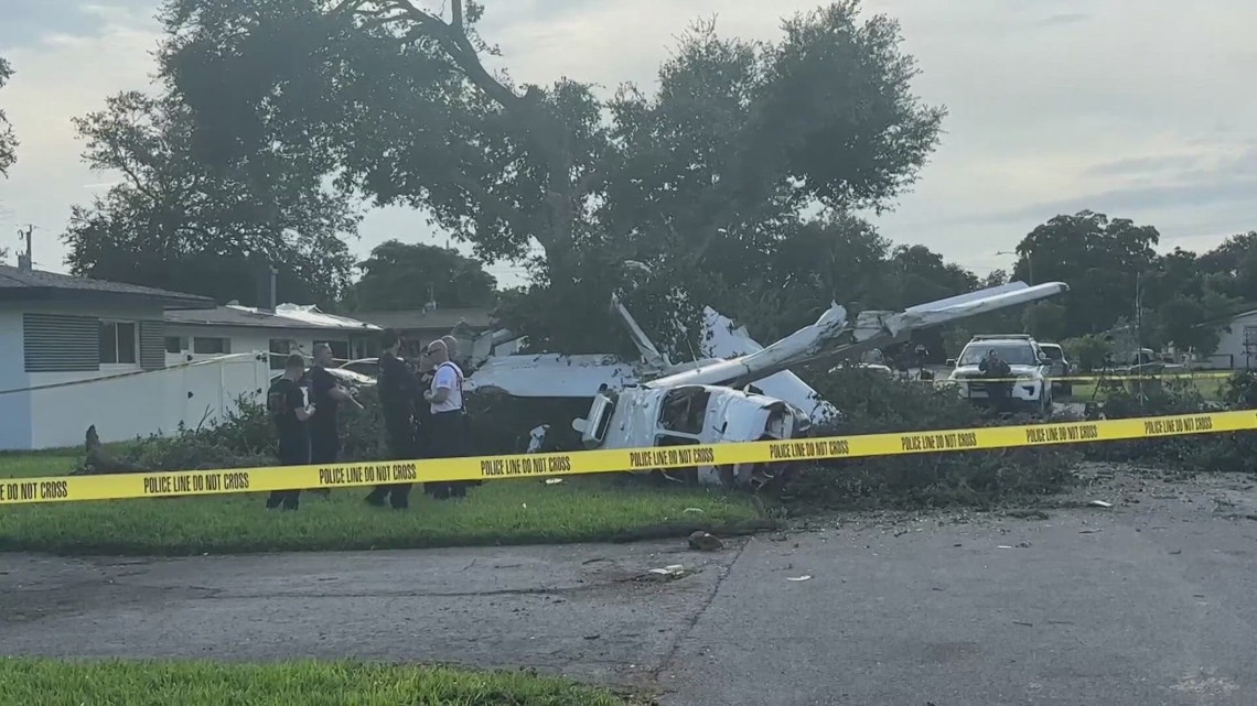 Caught on camera Small plane crash lands - 1a204a4d Deee 4e14 9734 3451deabb19c 1140x641 