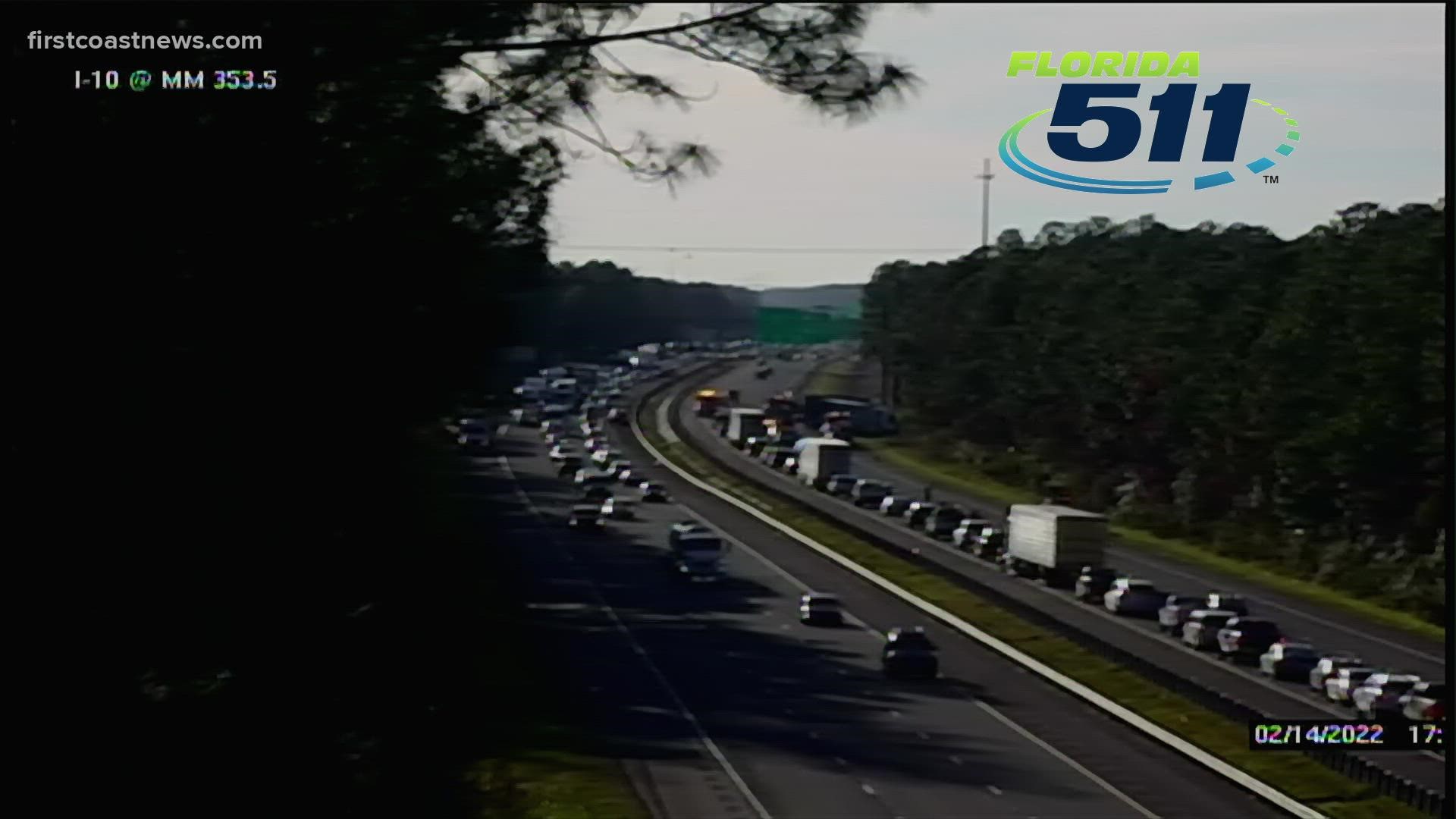 Crash involving three 18wheelers backs up traffic on I10 in