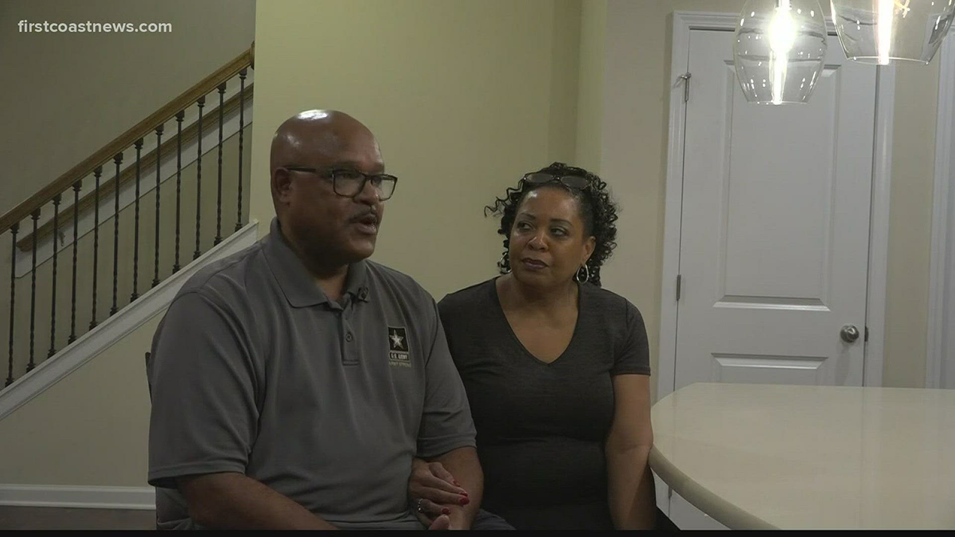 An Orange Park couple closed in on a new home in Oakleaf, but said the home didn't turn out how they planned.