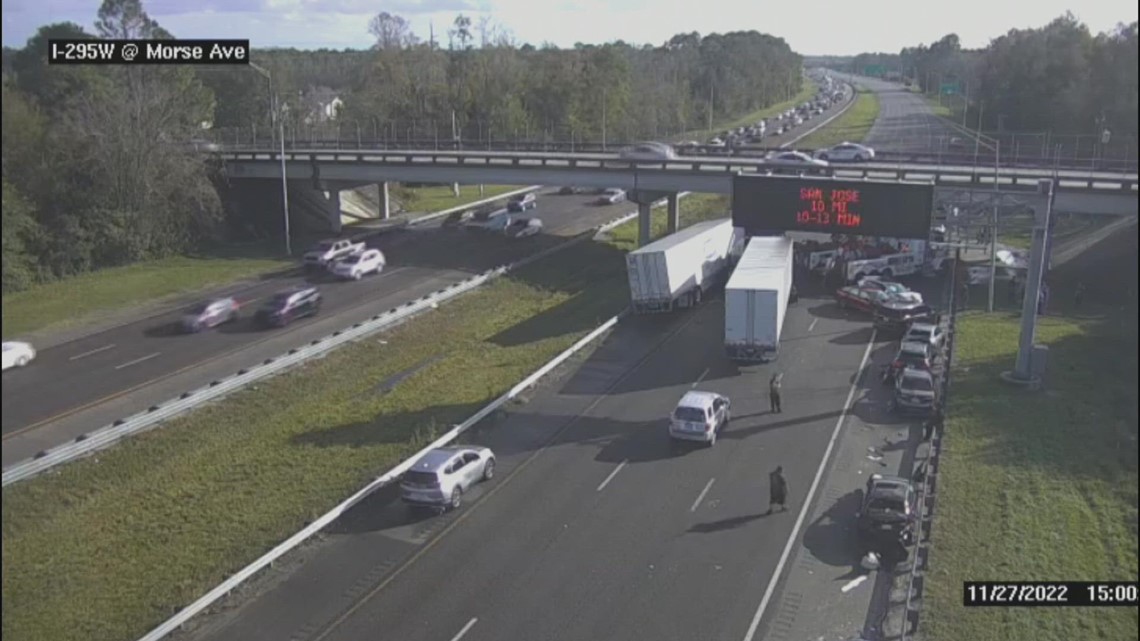 20 car accident reported in Jacksonville