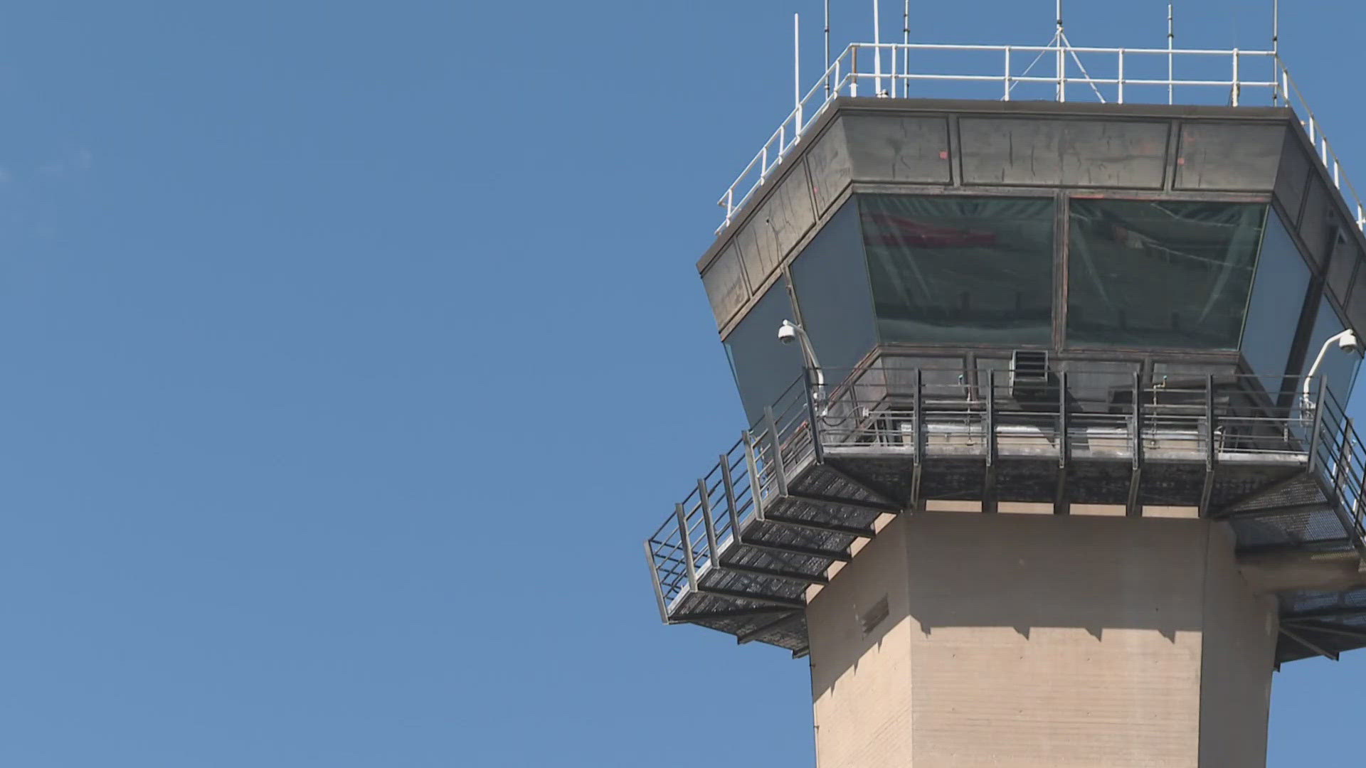 The FAA confirmed that the temporary limits affected about 4% of flights nationwide, including 27 destinations served by JAX. 