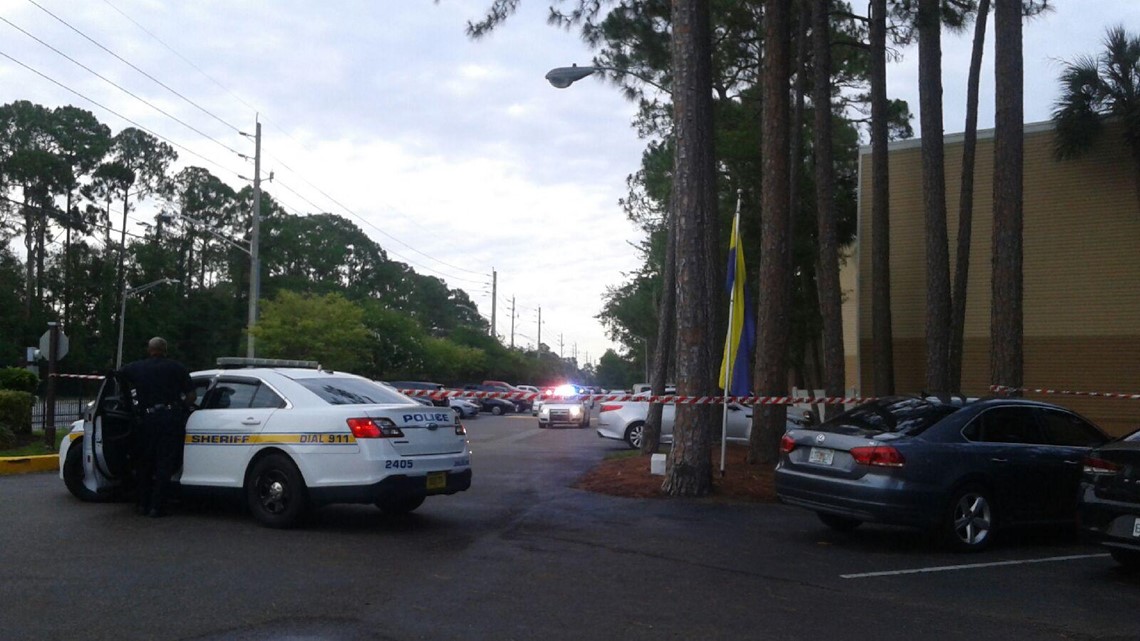 Shooting investigation underway in Baymeadows