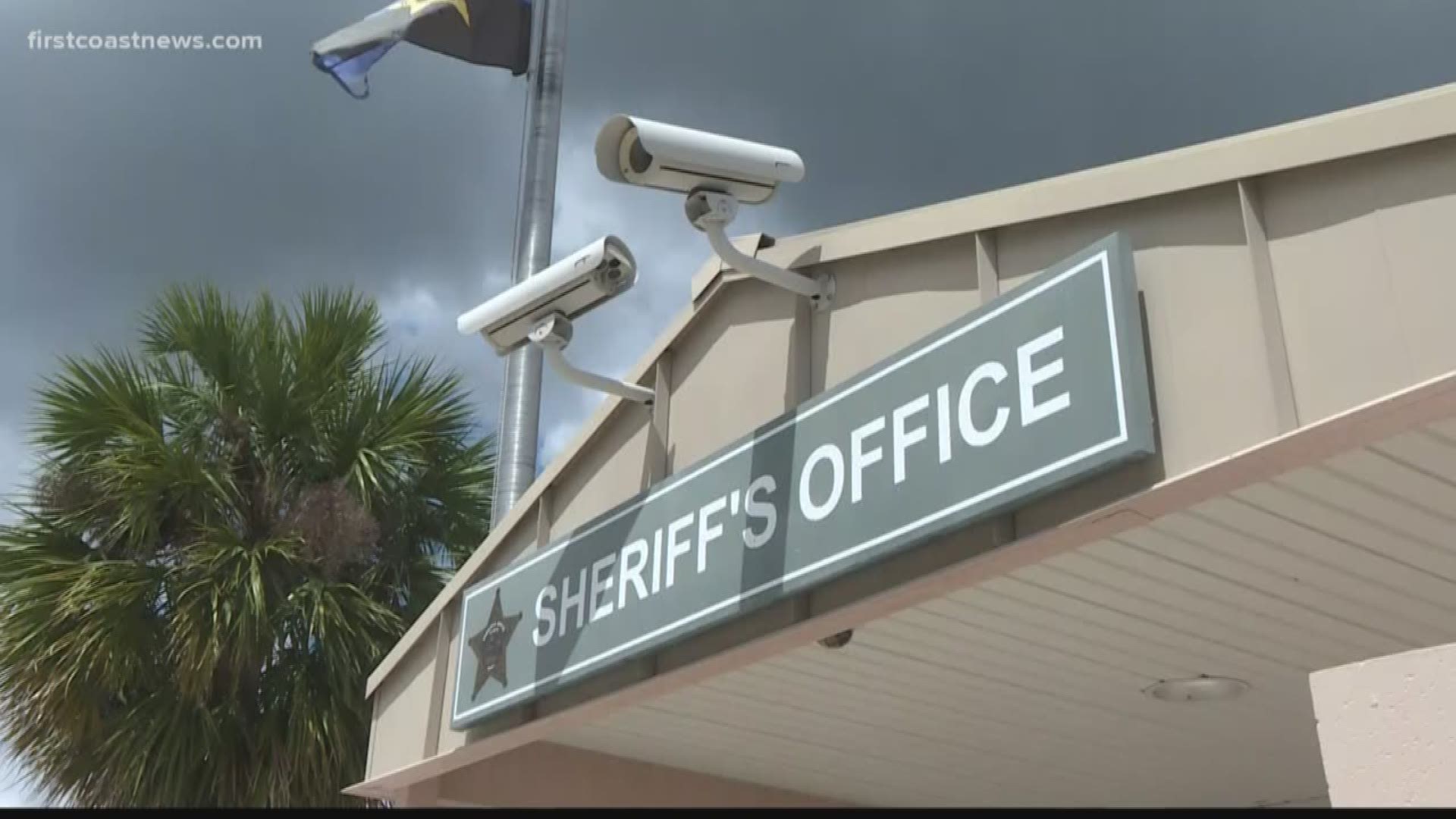 It connects people, especially those who have surveillance cameras, with each other and with law enforcement.