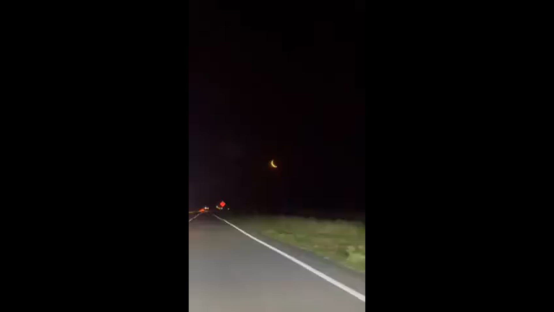 Video of the Moon while driving on Highway 17 in Brunswick Friday morning
Credit: Matt