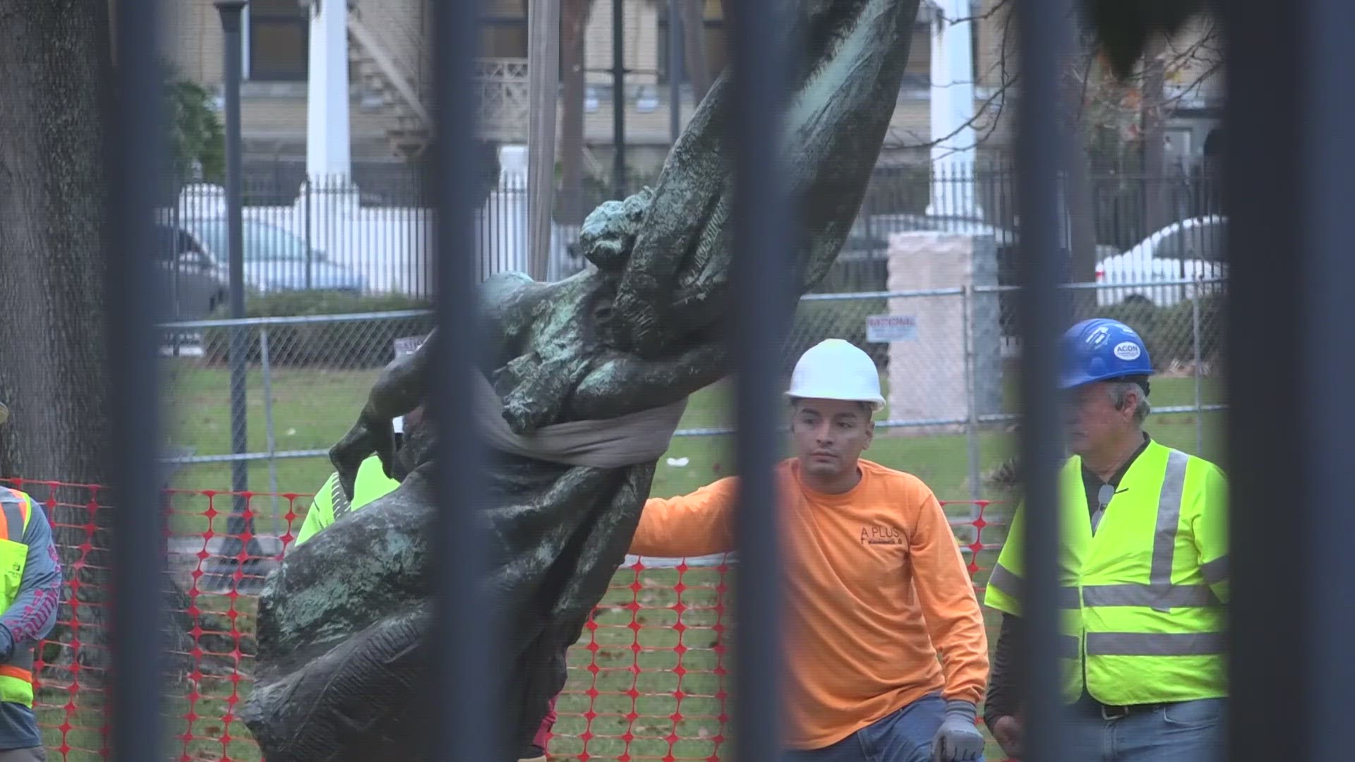 The monument's removal Wednesday morning has drawn praise and scorn.