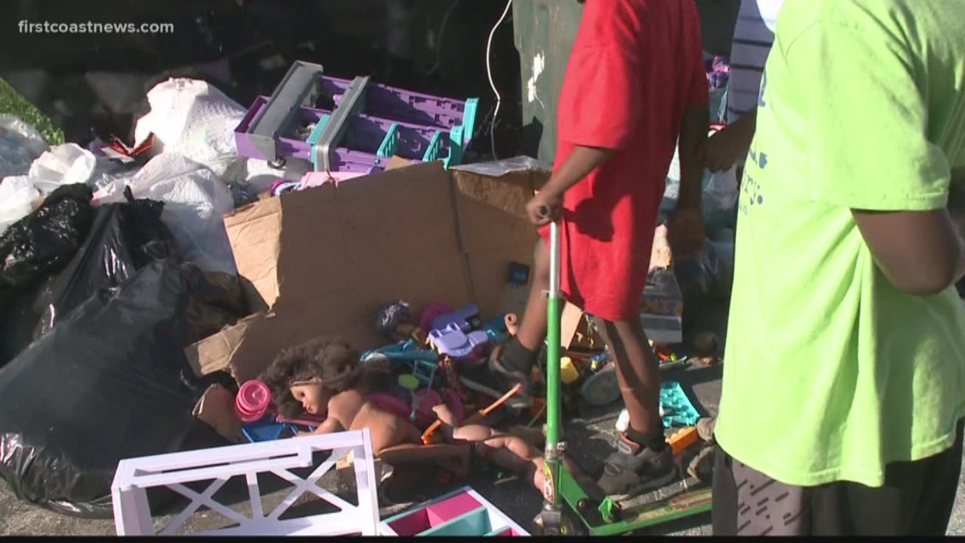 I'm disgusted': Residents of Danville apartment complex say they are being  forced out, image size:1920x1080