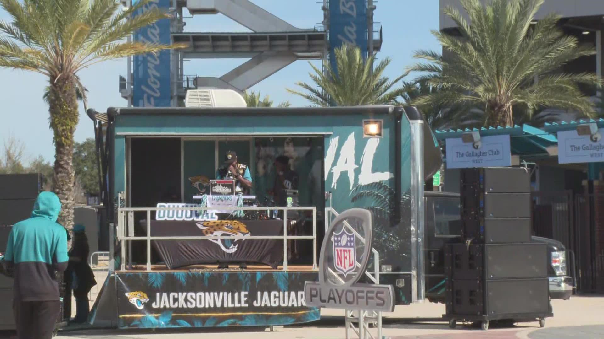 Jax Sheriff's Office on X: #JSO wants everyone to enjoy tonight's @Jaguars  game against the @chargers! Here are a few reminders for those arriving  early to #tailgate who plan on parking in