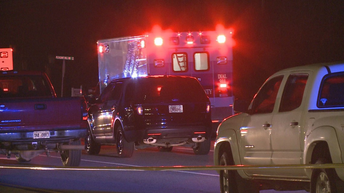 PHOTOS 2 Lavonia Police officers shot, injured