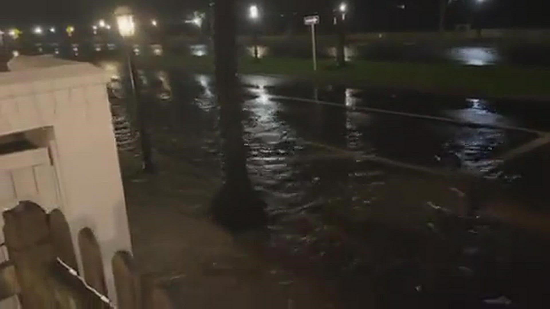 St. Augustine bay front floods as Hurricane Ian approaches
Credit: Jessica Clark