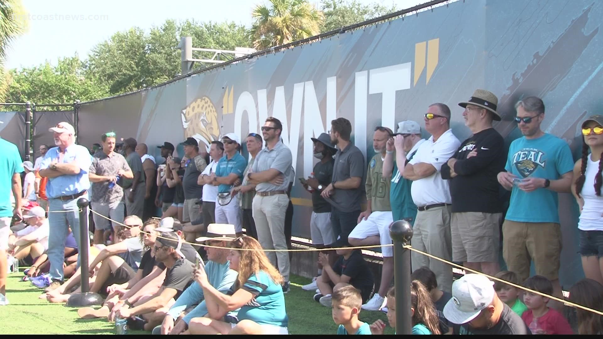 Fans reflect on the first Jaguars practice open to the public since 2019.