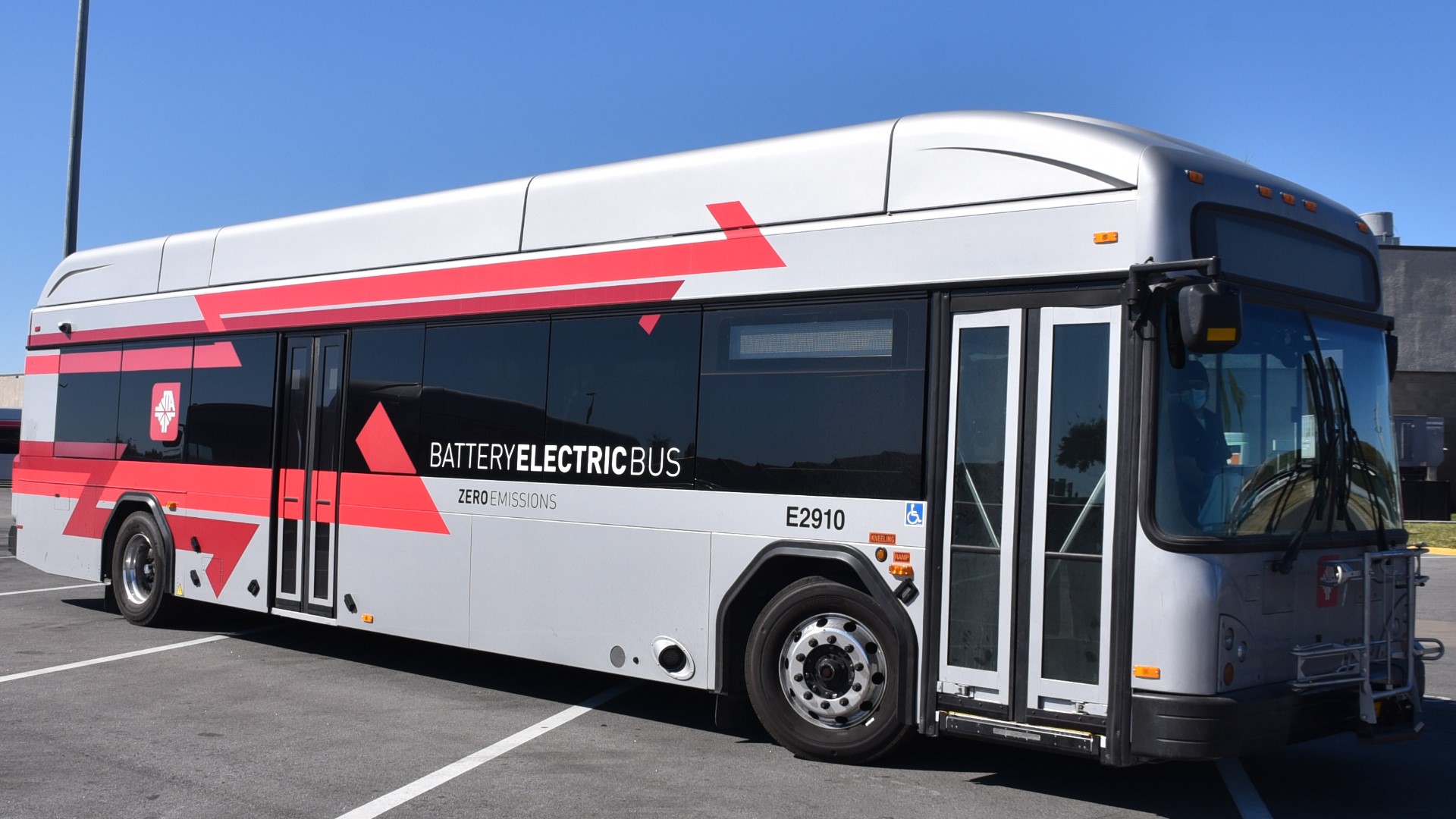 JTA adds 2 electric, zeroemissions buses to fleet