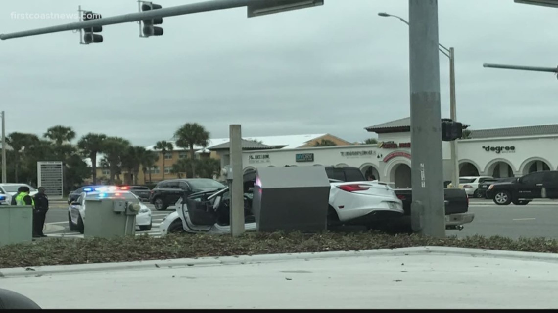 Serious crash in Jacksonville Beach, police asking drivers to avoid