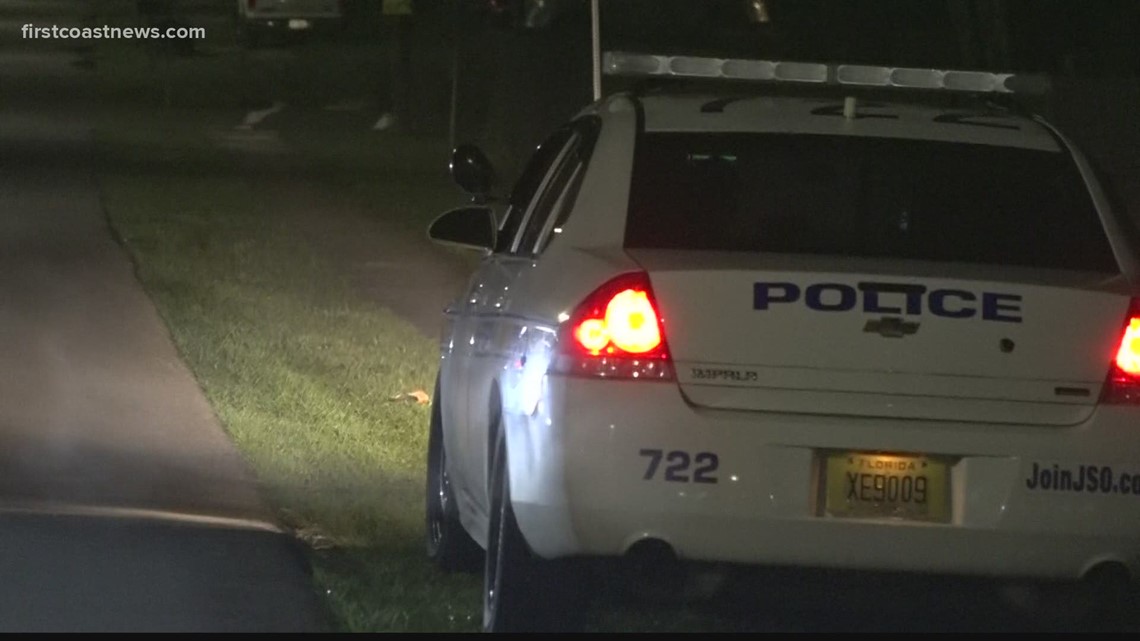 North Florida police deal with violent evening of shootings - Vimarsana News