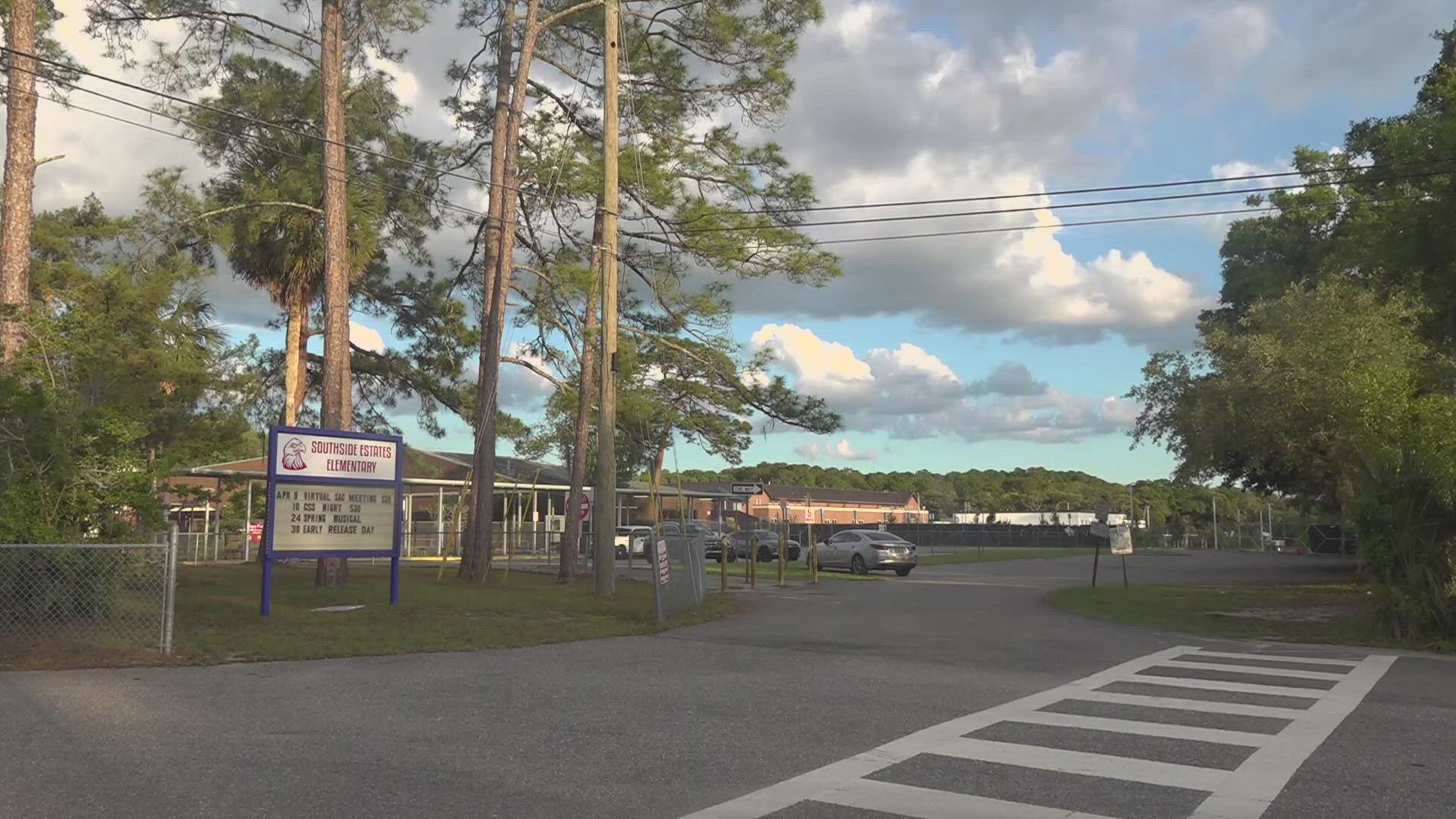 Abdiel Badillo-Martinez, 29, told police he got the weapons while he was a police officer in Puerto Rico, a redacted Jacksonville Sheriff's Office report states.