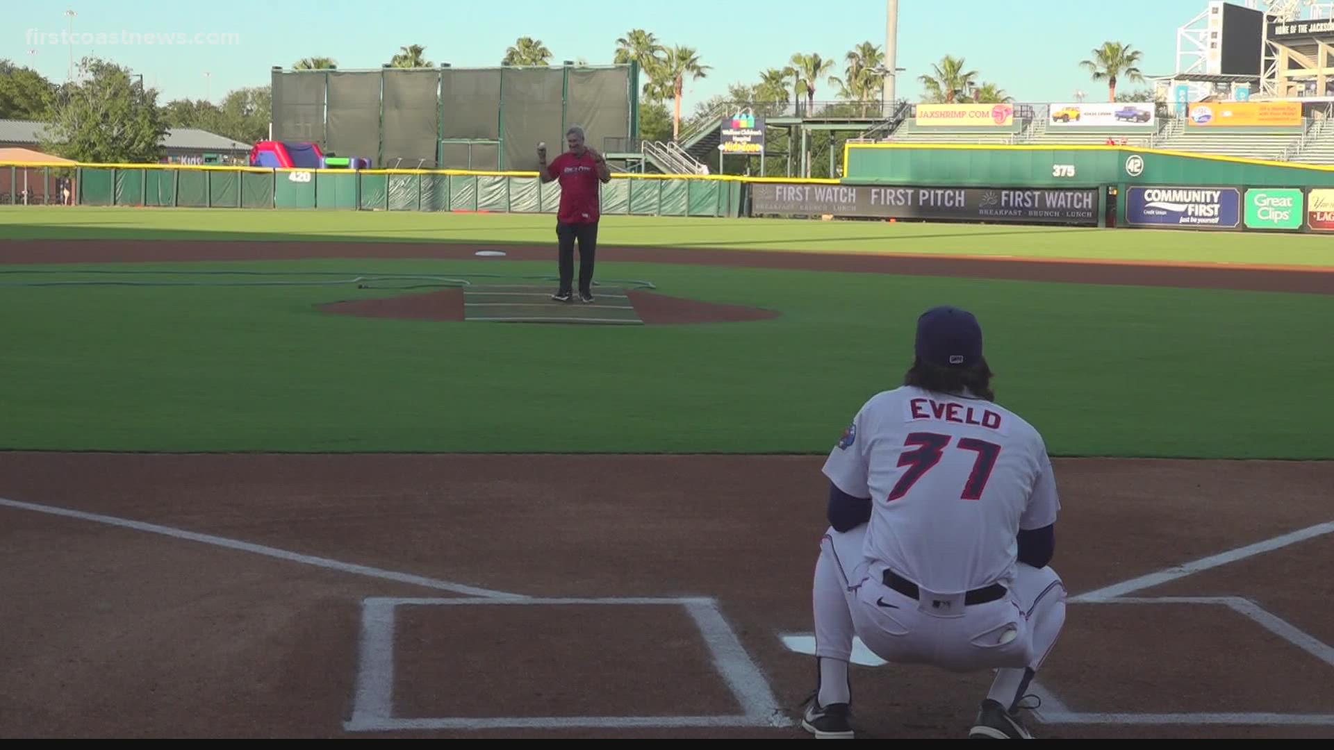 Doug Pederson threw out the first pitch at Tuesday night's Jumbo Shrimp game.