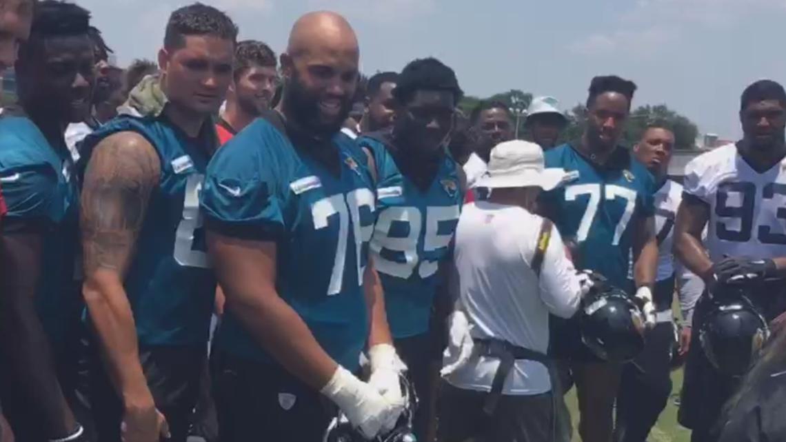 Jacksonville Jaguars sign three players to oneday contracts, but it's