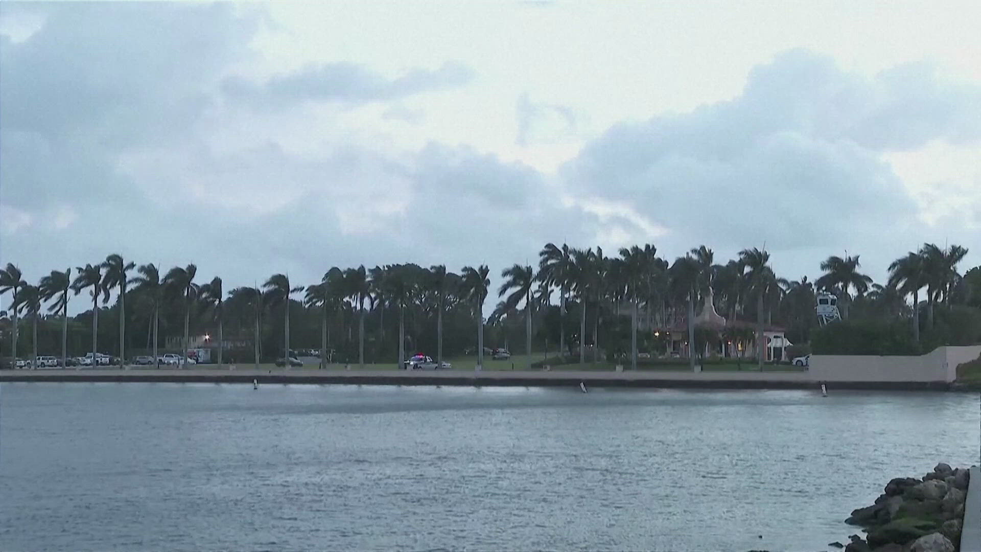 F-16 jets intercept plane near Trump's Florida home Mar-A-Lago ...