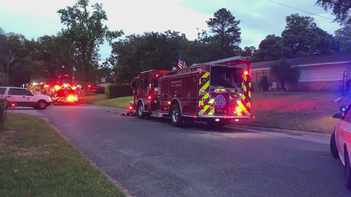 Fire Crews: One Dead In House Fire In Jacksonville | Firstcoastnews.com