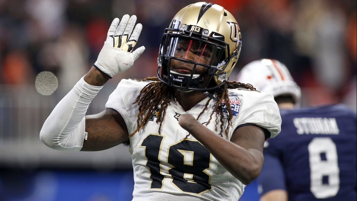 Seattle Seahawks linebacker Shaquem Griffin, left, and defensive