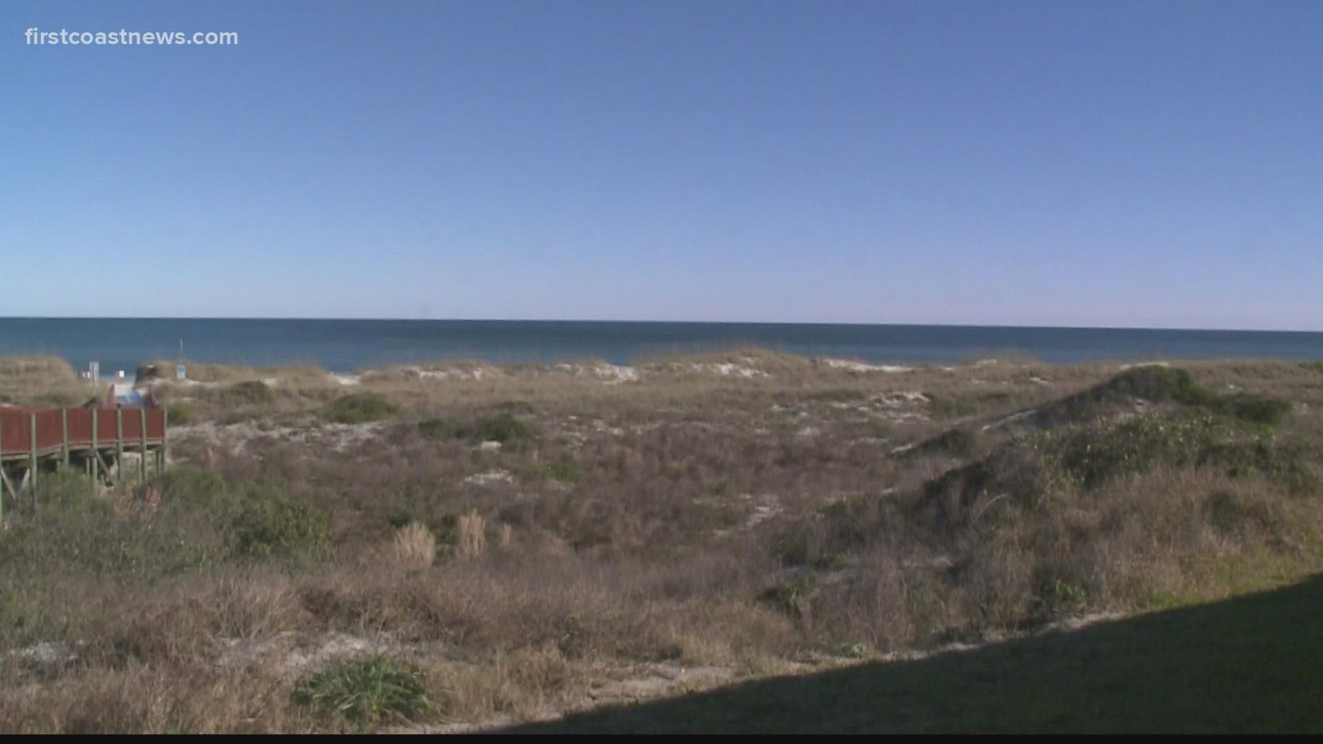 The North Florida Land Trust will still owe about $150,000 for three vacant lots to protect the dune.