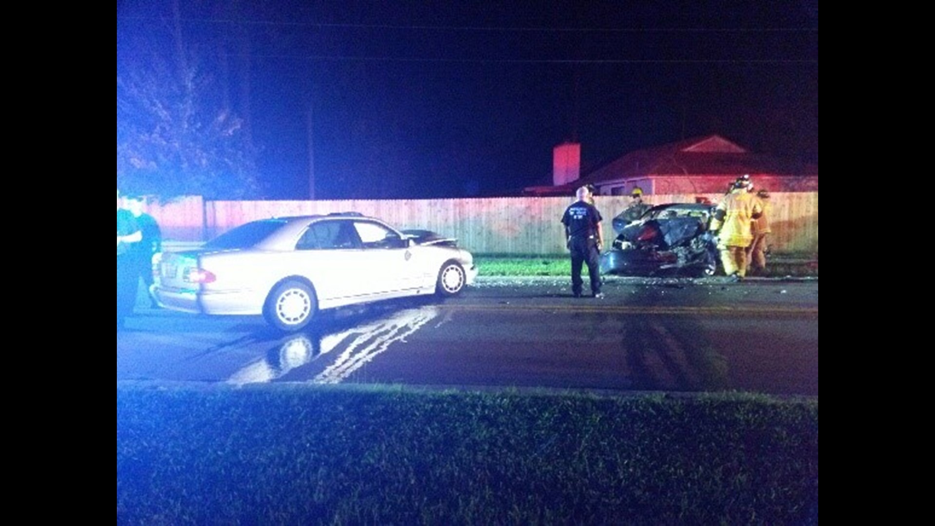 Patient suffering serious injuries following crash in Mandarin