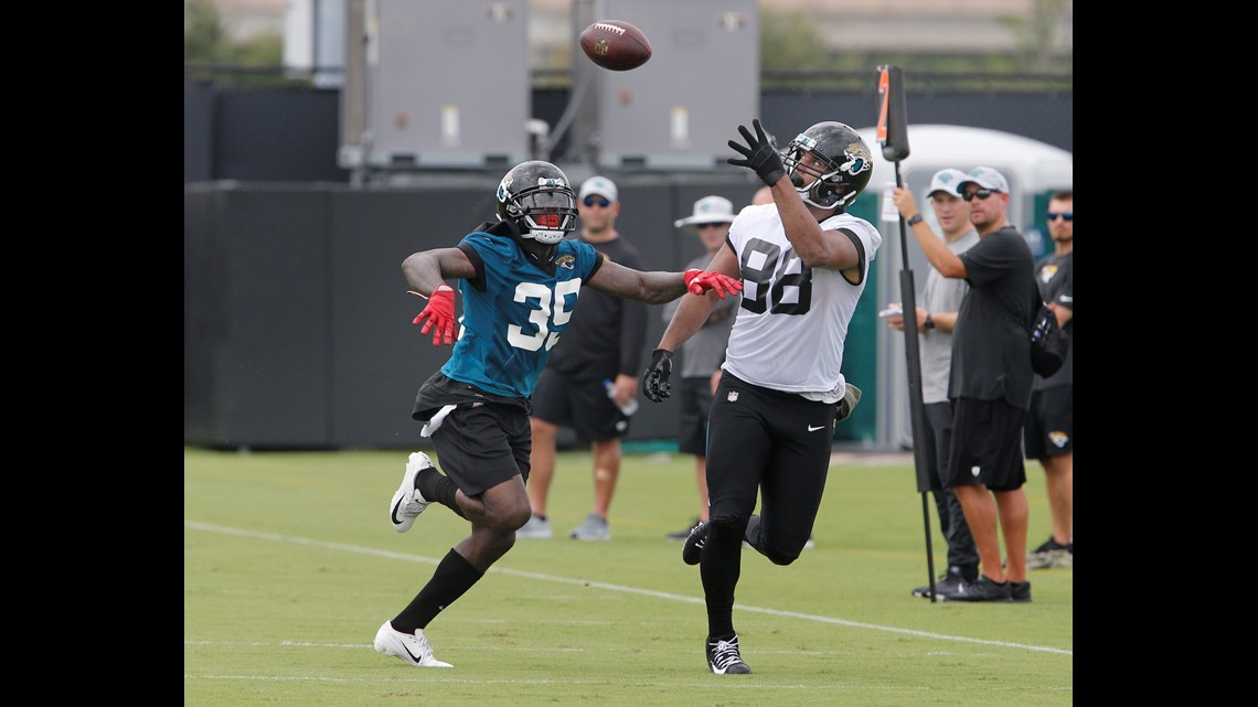 Lutheran grad James Robinson listed as Jaguars starting running back on  unofficial depth chart