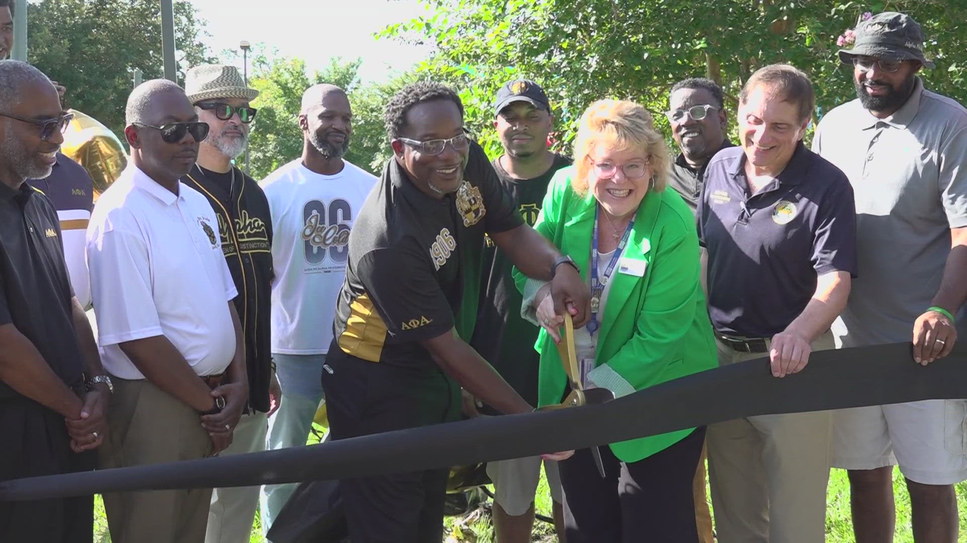 The Sigma Pi Lambda Chapter of Alpha Phi Alpha fraternity held a ribbon-cutting ceremony for the library Saturday morning.