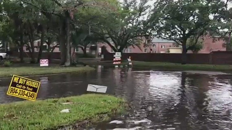 Palm Ave & Cordova Pl still closed during Nicole flooding