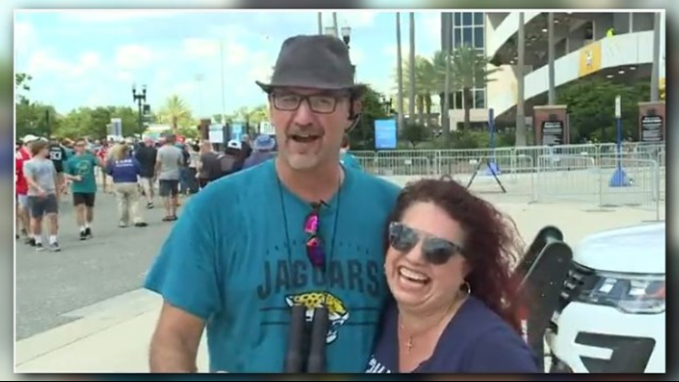 A house divided: A patriots fan and a jaguars fan under one roof